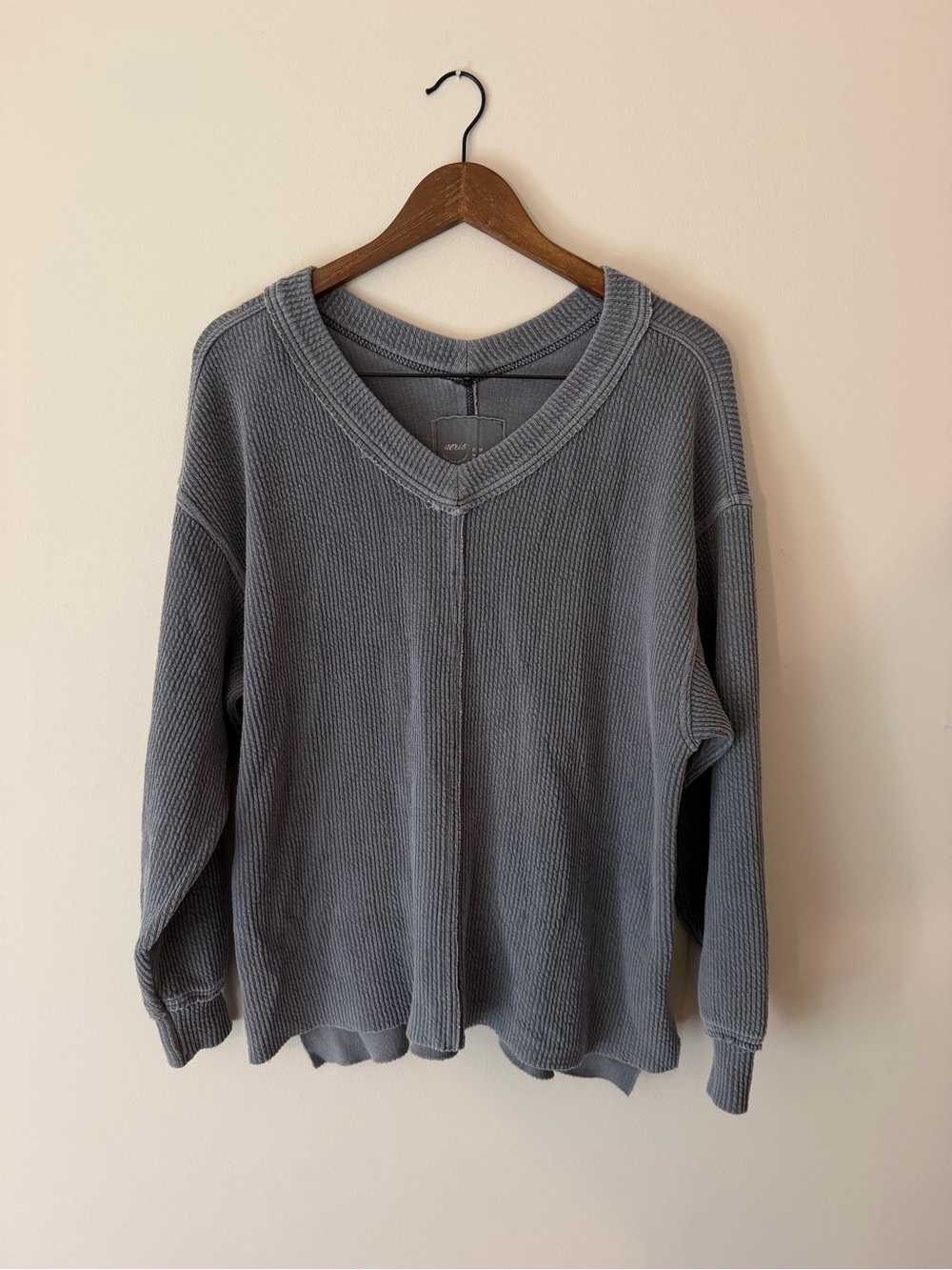 aerie Oversized Grey V-Neck Ribbed Knit Sweater, Size XS